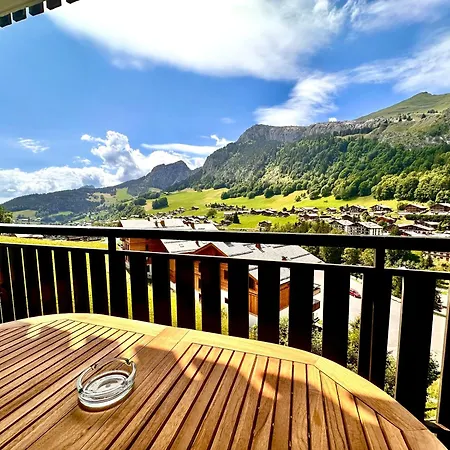 Monteva - Le Chinaillon - Sur Les Pistes